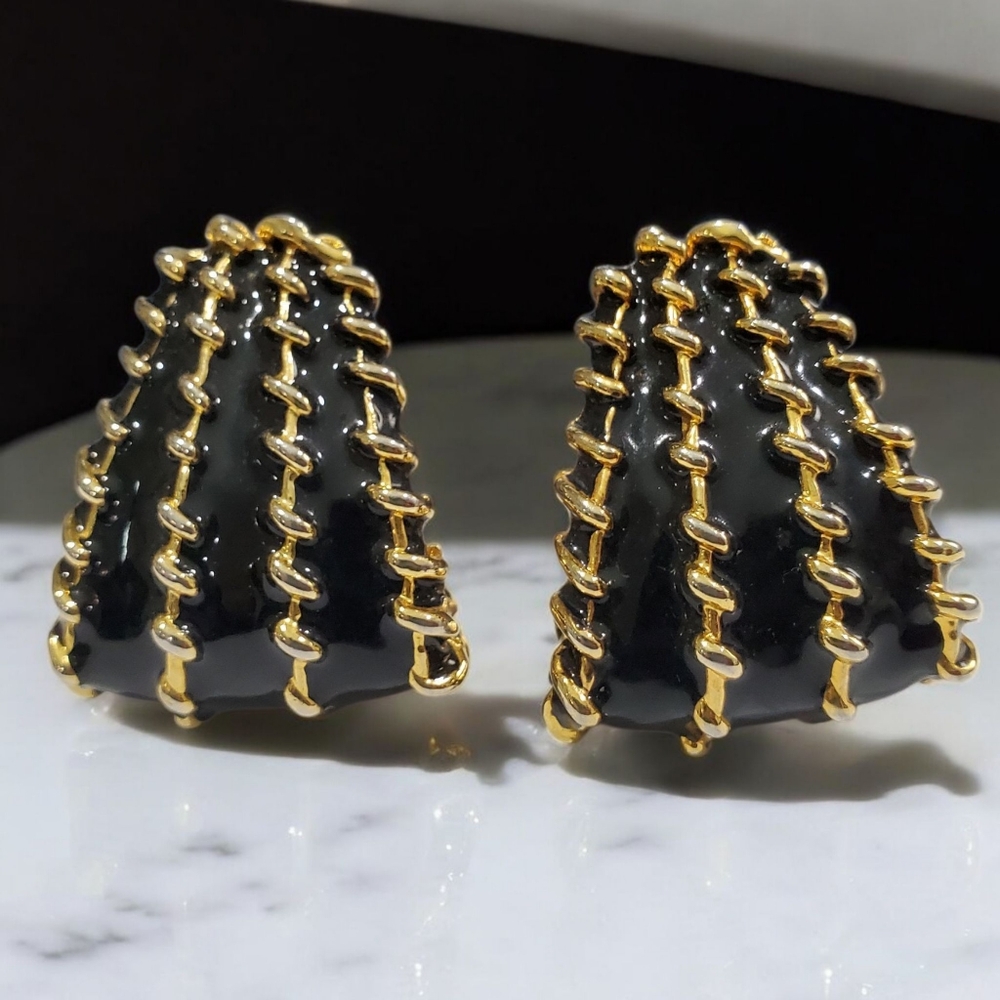 Vintage 1980's Chunky Gold Black Enamel Clip-on Earrings